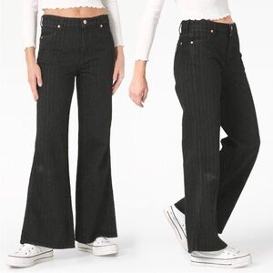 Wrangler 683 Bonnie loose flare black pinstripe jeans